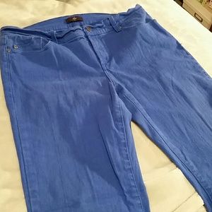 Cobalt blue skinny jeans, comfy! 💙💙💙